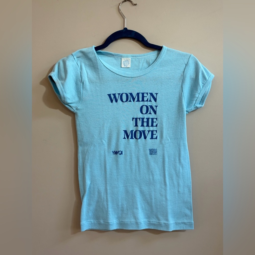 Vintage Women on the Move Chase Exchange Partnership Graphic Short Sleeve Shirt